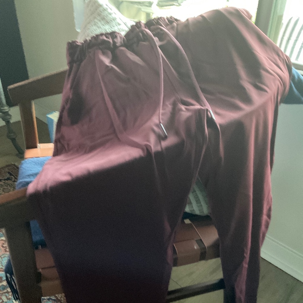 Lululemon sweatpants